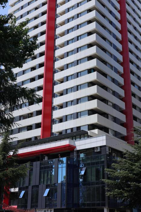 Arena Aparthotel
