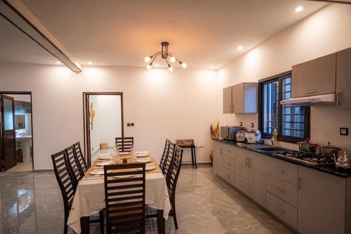 Appartement I spacieux à 10 min de laéroport