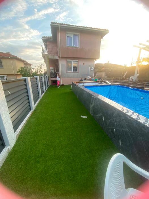 Laka Pool House Sea View