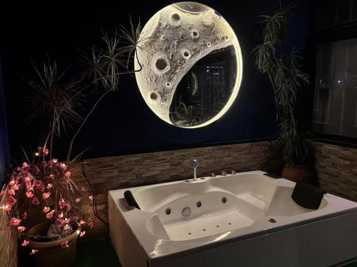 The Private 2BHK Jacuzzi Penthouse Koregaon Park