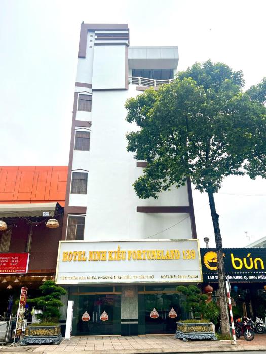 HOTEl NINH KIỀU FORTUNELAND 139