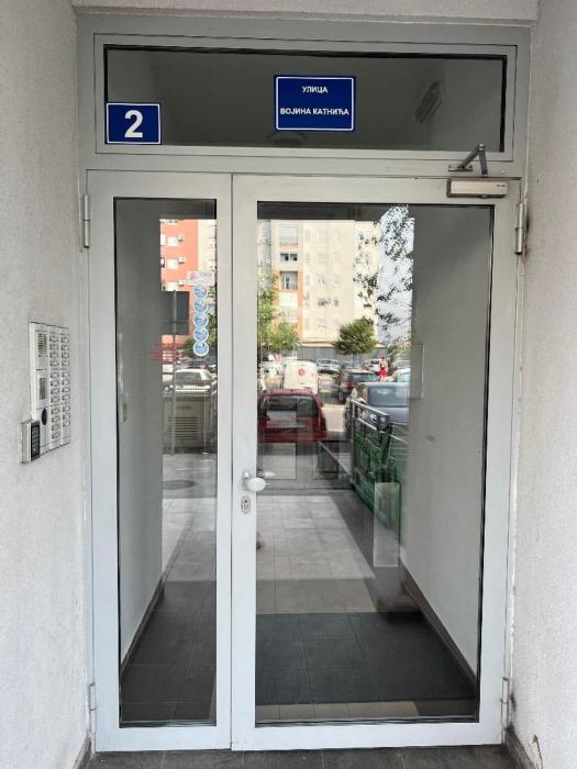Stari Aerodrom Studio with Private Parking