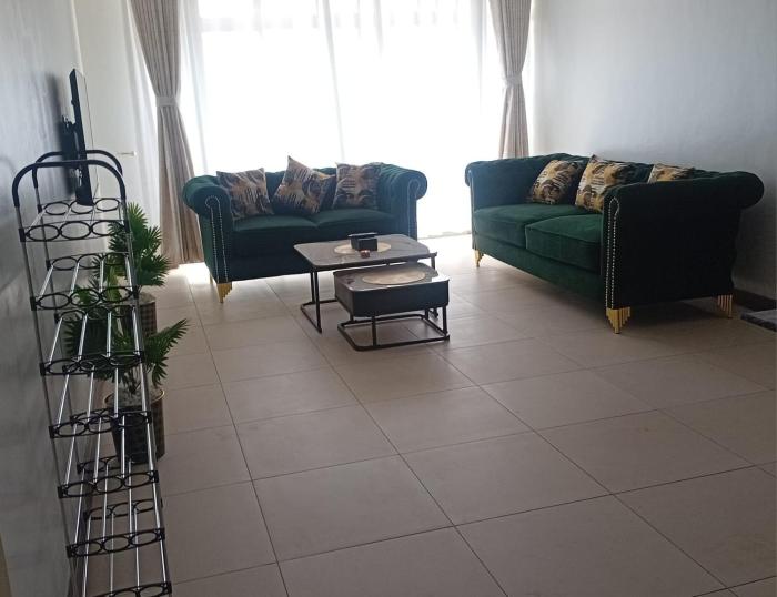 Silverstone Apartment, Hse Number 807