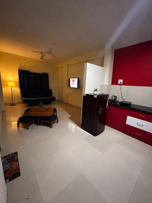 Cloud 9 Penthouse - Private Open - Terrace 1BHK Stay