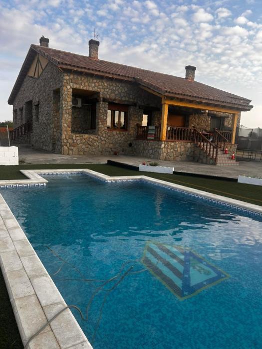Casa Rural Illana con Piscina Privada