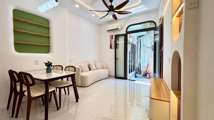 WOW Saigon 3 - 100m2 - 3 BR - Binh Thanh Center