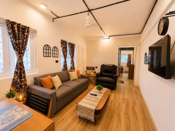 Charming 1BHK in Bandra West Near Carter Road by Trivana Haven Stays