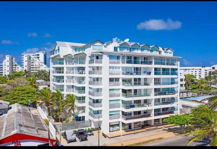 Apartamento en Edificio Sea View con Piscina Frente al mar y cerca a la playa