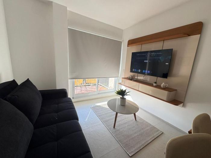 Comfort & Elegance in a Prime Location luque