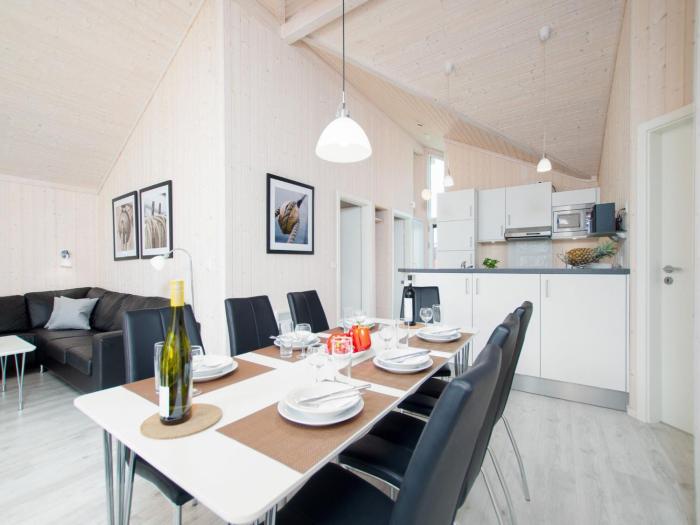Scandinavian holiday home by beach