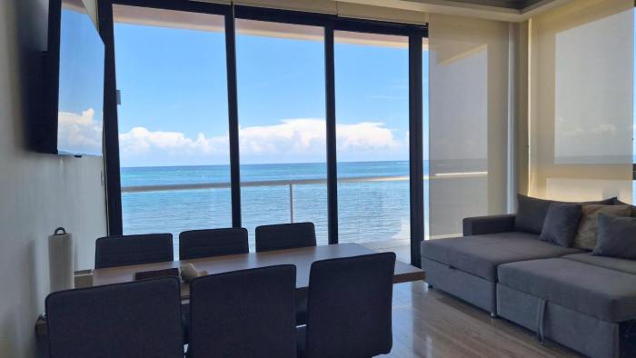 Luxury oceanfront apartment in Puerto Morelos