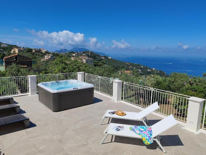 New Eversun Sunset in Sorrento Coast Jacuzzi exclusive use