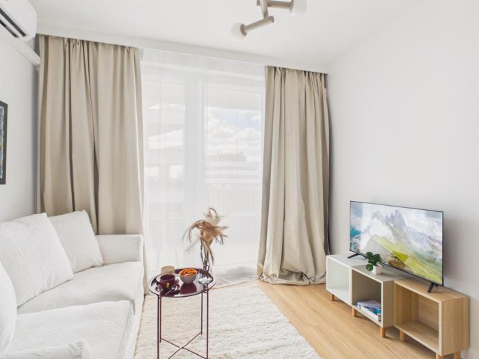 Jutrzenki 180 Warsaw Modern Apartment by Solarento