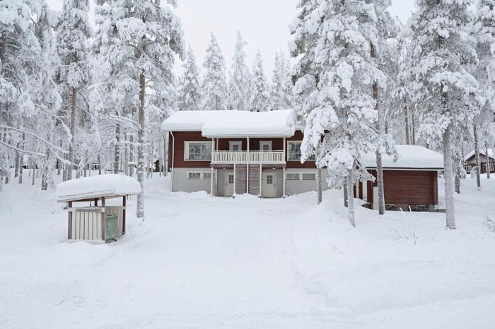 Northern Delight Saivu & Ulda, next to Reindeer Farm, including Lappish Hut and Skiroom