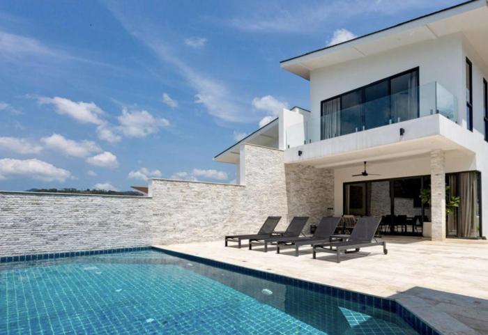 Villa Luba Modern Pool Villa in Bo Put