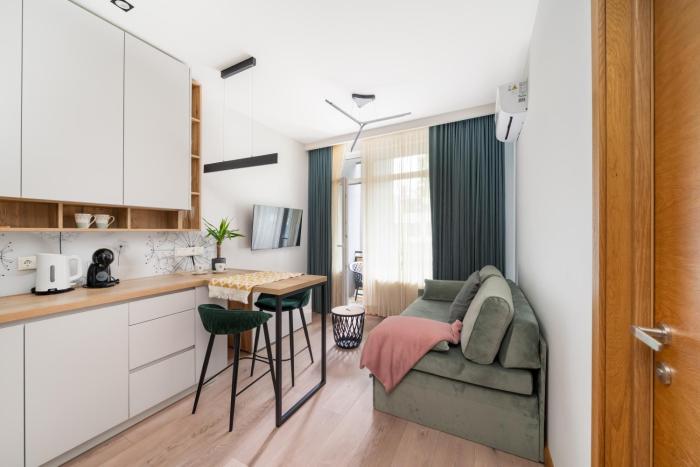 Modern 40m2 Flat near Beach with Private Parking
