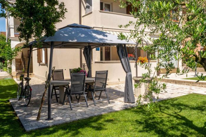 Apartment with A - C in Porec-Istrien 58164