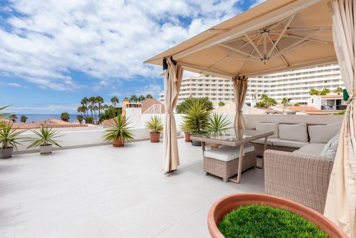 Beautiful 2 bedroom bungalow, Las Flores Costa Adeje