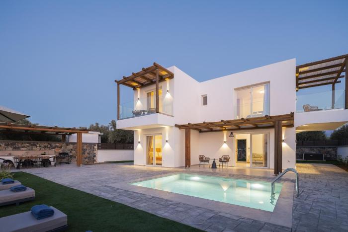 Melora Villa 1 - With Private Pool & Jacuzzi