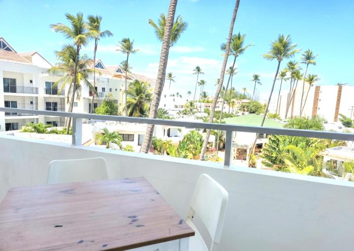 Corales Beach Arrecife Ducassi Suites& sol caribe