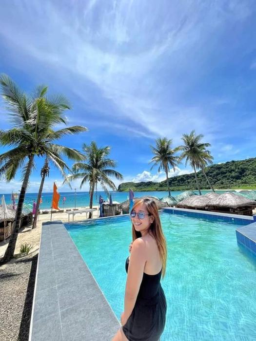 Michaela Angelo Transient House - Maz Polinaire Beach Resort