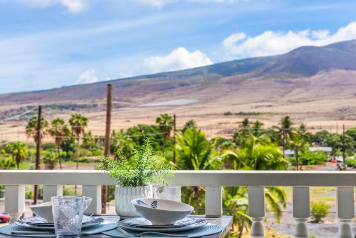 Dream Vacation Studio by the Beach and Pool - Lahaina Shores 428