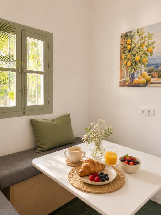 Panther Home La Casita