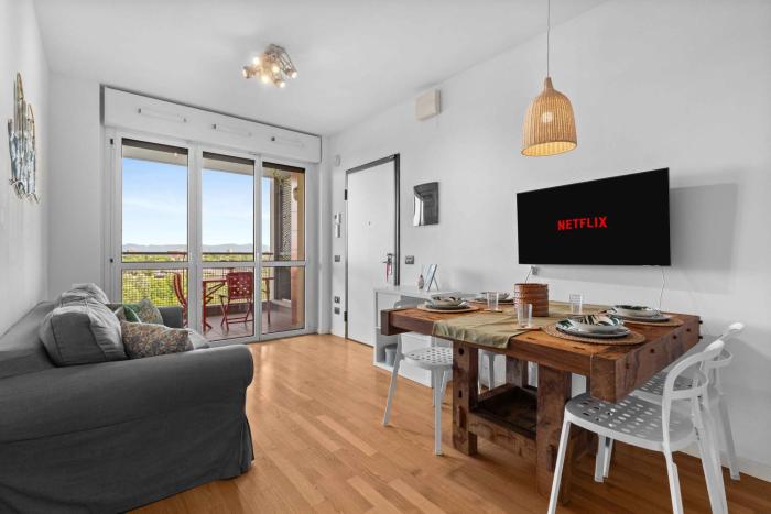 University Apartment - Fast Wifi And Free Parking