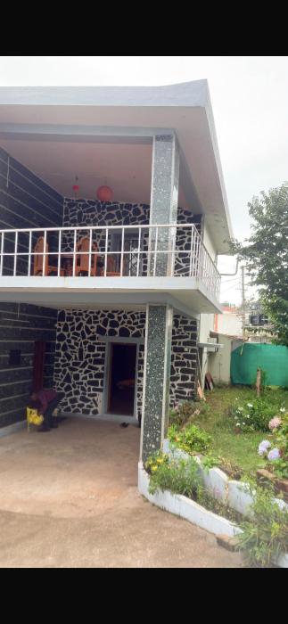 VHF guest house