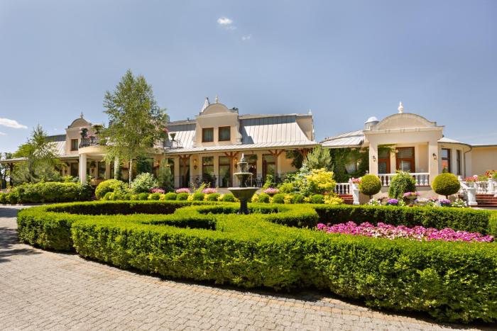 Leśna Perła - Restauracja i Pokoje Hotelowe