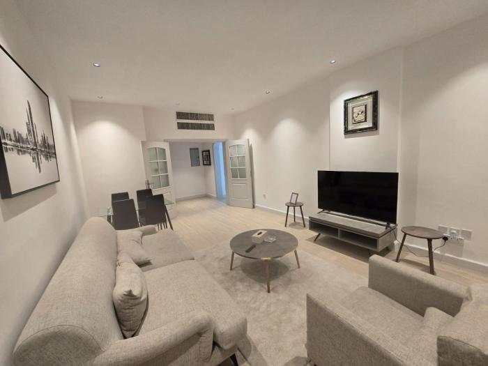 2 Bed room Apartment Luxurious