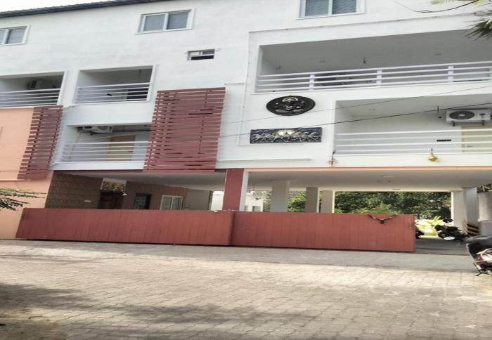 Anandham Rooms and Swimming Pool