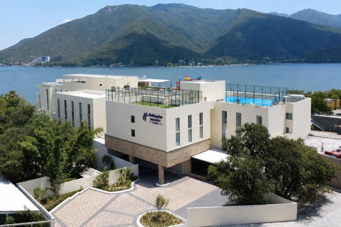 Holiday Inn Resort Monterrey - Santiago by IHG