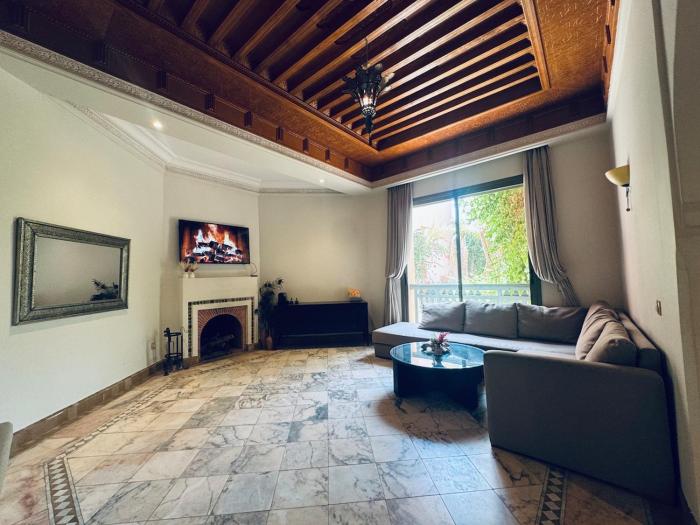 golden palm apartment