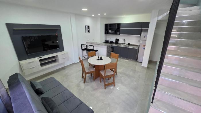 Duplex con Pileta y Parrilla