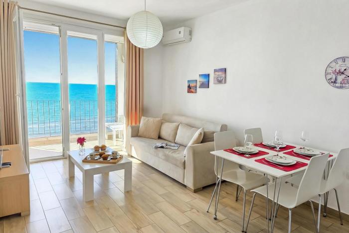 Vista del Mare 120 - Happy Rentals
