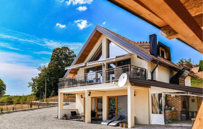 Nice Home In Karlovac With Sauna