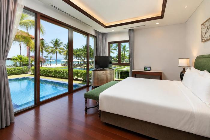 Koaniva Furama Four Bedrooms Private Villas