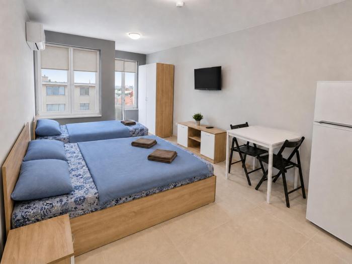 Lennon apartments