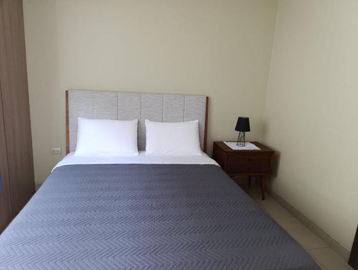Beautiful Apartment Near Airport