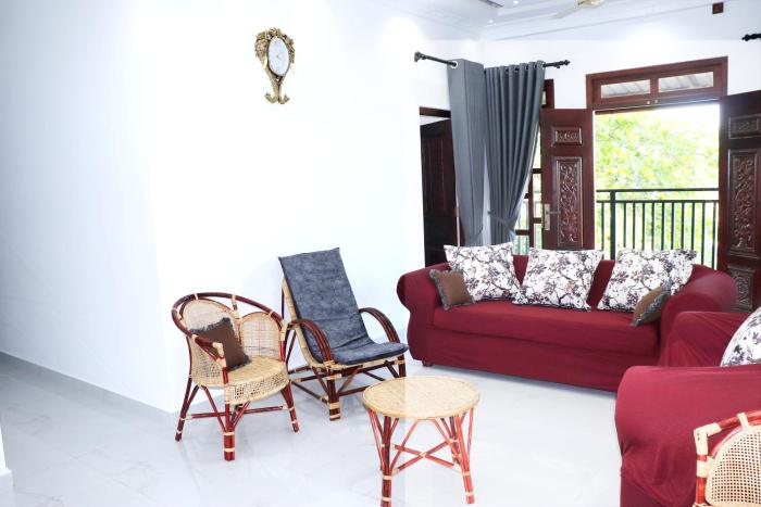 Saravanaa Villa