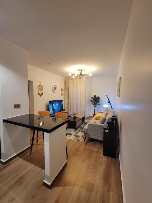 1 bedroom Prime suite with pool and gym access