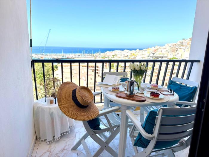 NEW SUNSHINE OCEAN APARTMENT ACHACAY, Los Cristianos, Tenerife