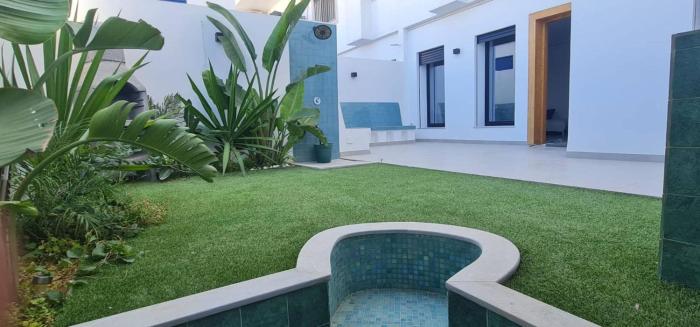 Luxury Escape at Gammarth Private Garden Hot Tub