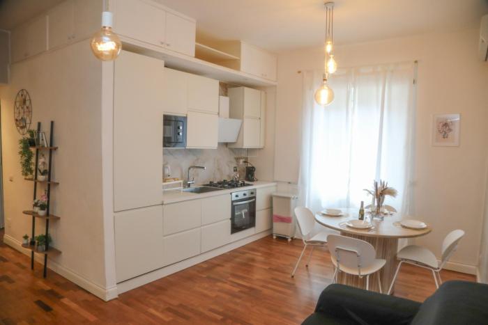 Stay Cozy in Rome - Design Apartment near Metro & Vatican