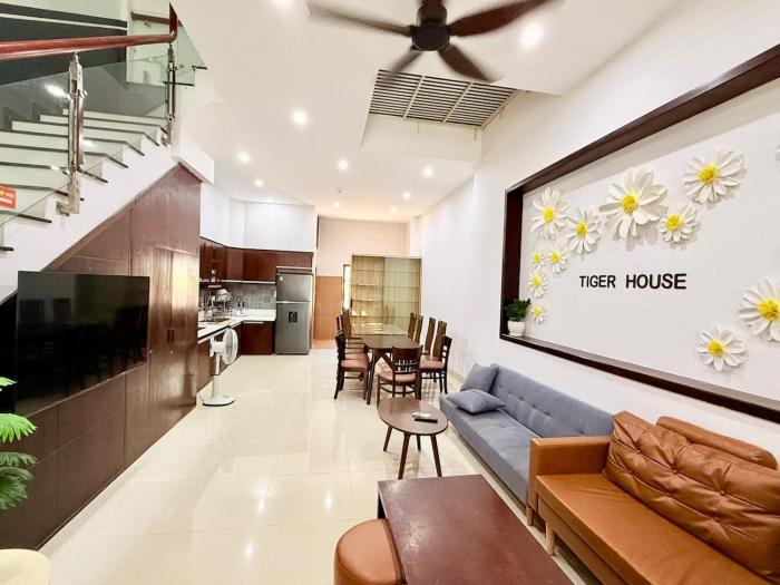 Tiger house - 5 bedrooms house, near the beach