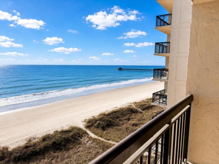 Accessible Oceanfront 2BR • Elevator Pool – Buena Vista Plaza