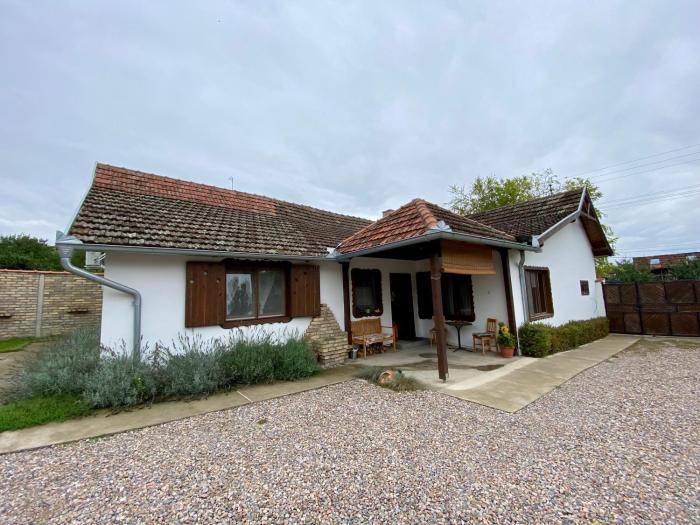 Deki House