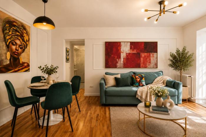 2BR Apartment for 6 near Opera & Eroilor Metro