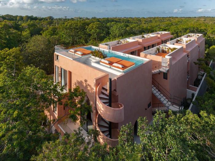 Arch Mansion La Veleta for 28 guests